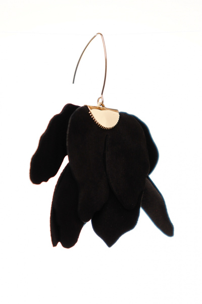 HAIArt Handmade leather floral earrings - Black