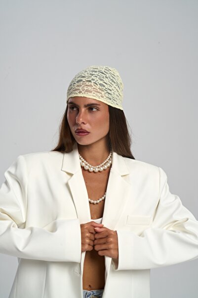 MAI STUDIOS CO. Bandana din dantelă galbenă cu tăietură triunghiulară Miray