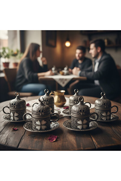 Sena Yonca Desenli 6 Kişilik Porselenli Kapaklı 24 Parça Kalay Renk Fincan Seti