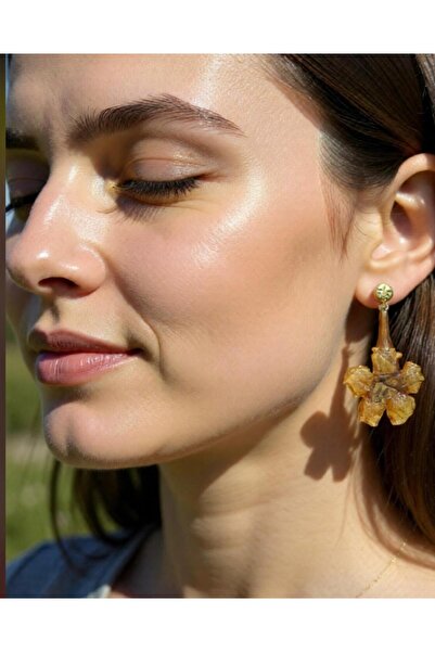 Lorys Boutique Natural Flower Earrings