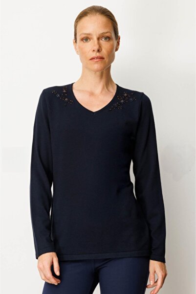 Desen Triko V YAKA OMUZLARI BONCUK İŞLEMELİ BLUZ