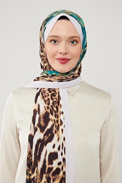 Levidor Emerald Leopard Pattern Violet Medina Silk Shawl