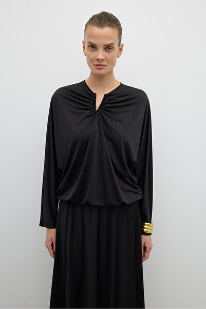 Roman Yakası V Tokalı Beli Lastikli Yarasa Kol Bluz Siyah K2613011_001