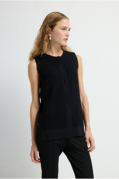 adL Düğme Detaylı Triko Yelek