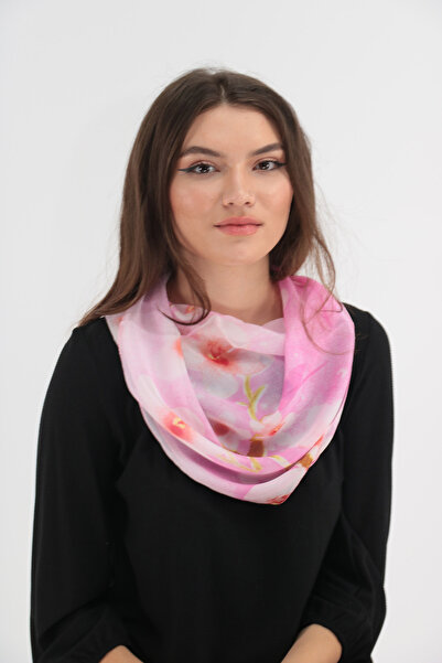 Trend Land Esarfa patrata roz cu flori albe din matase