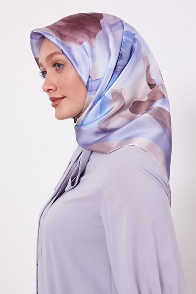 Levidor Powder Pink Soft Floral Pattern Sura Silk Scarf