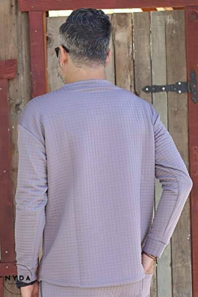 Nyda Collections Men's Quilted Fabric Seasonal Long Sleeve Sweatshirt