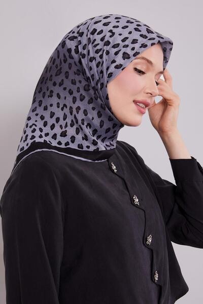 Levidor Indigo Leopard Pattern Soft Scarf