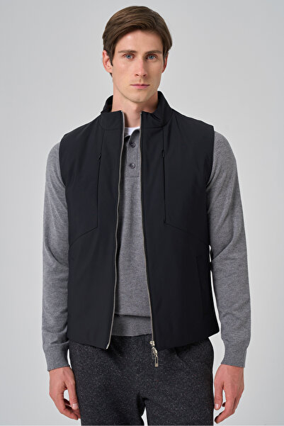 Morven Men's Black Polyamide Sports Hidden Pocket Zippered Vest