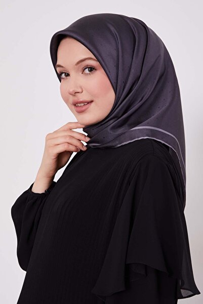 Levidor وشاح حريري بنمط مونوغرام منقط باللون الأنثراسيت