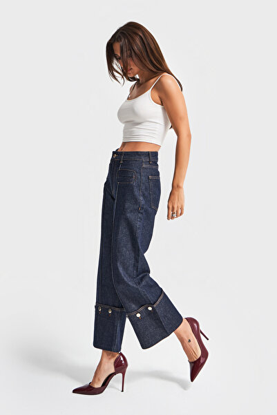 its basic Kadın İndigo Renk 7w5-50 Crop Straight Fit Paça Detaylı Tasarım Denim Jean