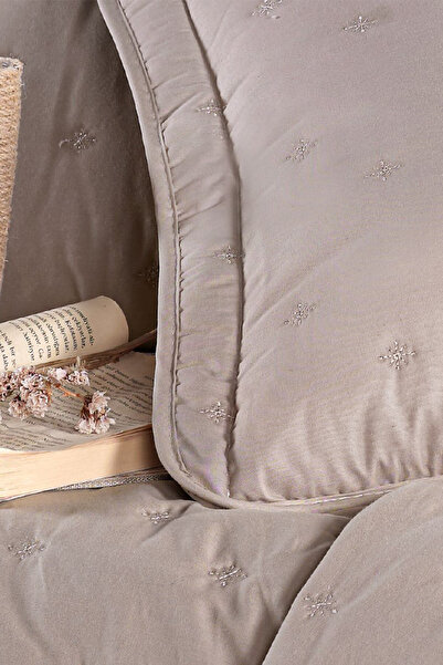 Clasy Aspendos Bej Tek Kişilik Microfiber Yatak Örtüsü