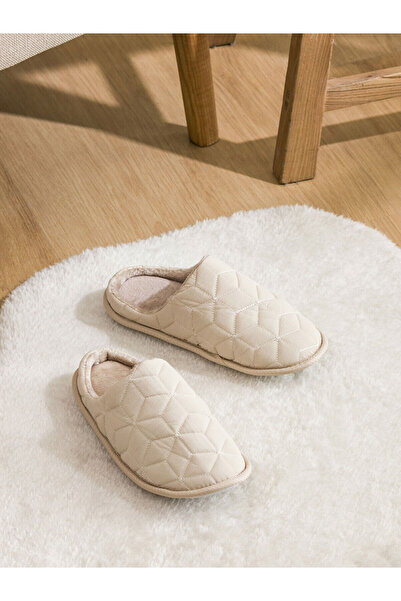 LC Waikiki Vizyon Yeni Sezon İçi Pelüş Kadın Ev Terliği