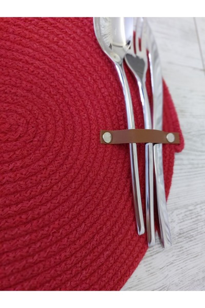 Secem Boutique Oval Supla with Spoon, American Serving Style