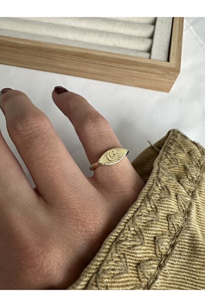 ringbox Gold Crescent Star Pinky Ring