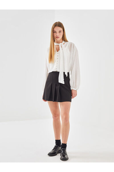 LC Waikiki LCW Vision Ekru Bağlamalı Yaka Dokulu Oversize Kadın Bluz