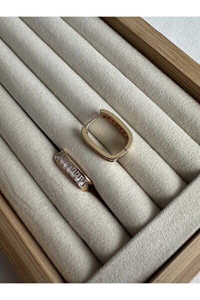 ringbox U Model Gold Earrings