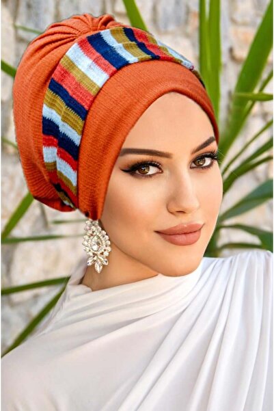 Aişe tesettür قبعة مخططة بنمط خطوط تان