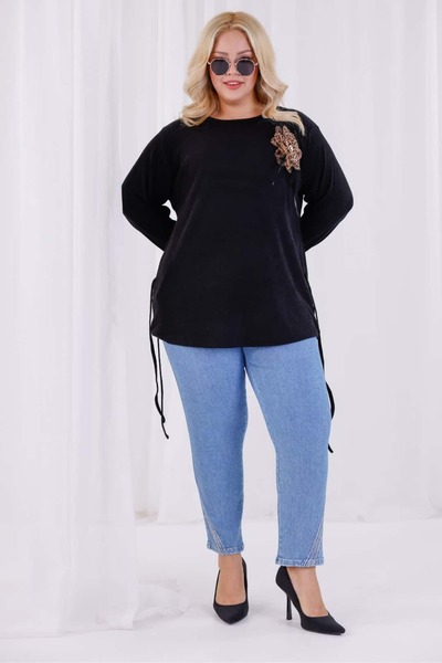 tarzımsüper Γυναικεία μπλούζα πλεκτή με λεπτομέρεια λουλουδιών με μαλακή υφή με κορδόνια στο πλάι