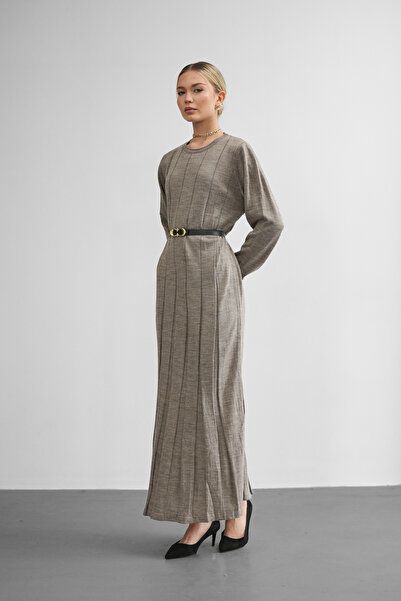 Molly Nelly Γυναικείο πλεκτό μακρύ φόρεμα με διάτρητη ζώνη