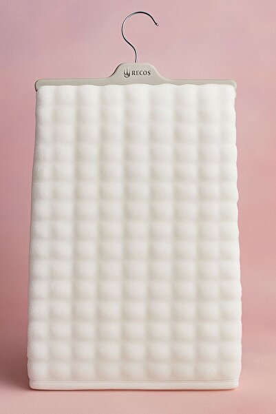 ByBest Beauty Recos Plush Blanket