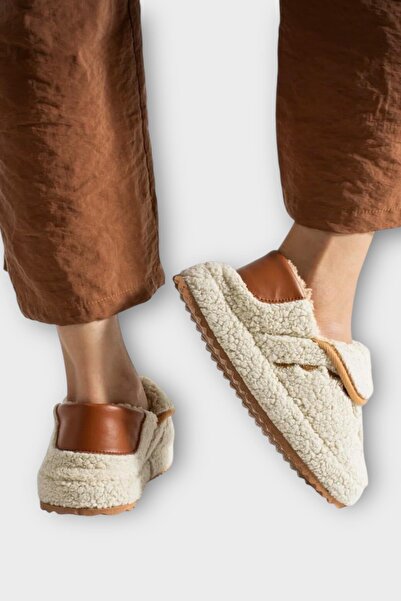 Liger Fluffy Does Not Make Noise Eva Sole Women's Slippers Cream