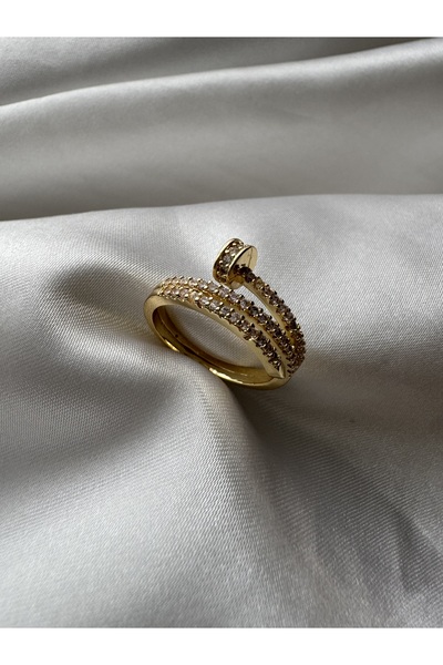 Petra Jeweils خاتم ذهبي بتفاصيل مرصعة بالأحجار