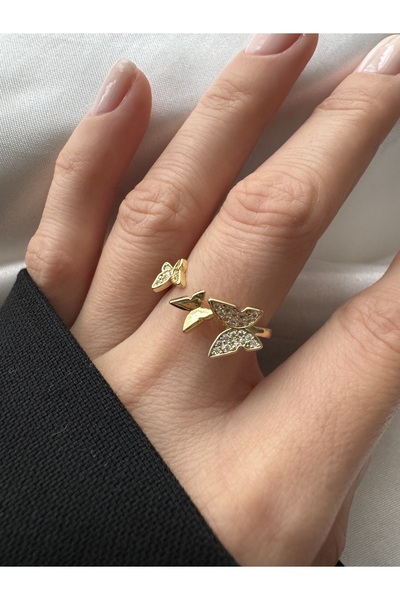 Petra Jeweils خاتم ذهبي مرصع بالفراشات والأحجار الكريمة