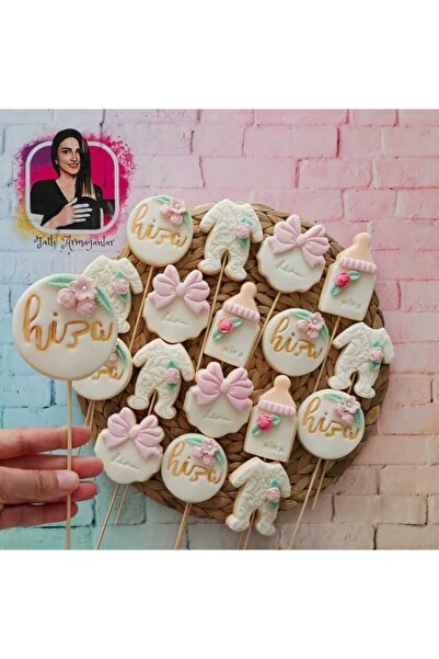 Tatlı Armağanlar Çubuklu İsimli Yenidoğan Baby Temalı Karışık Butik Kurabiye - 20 Adet