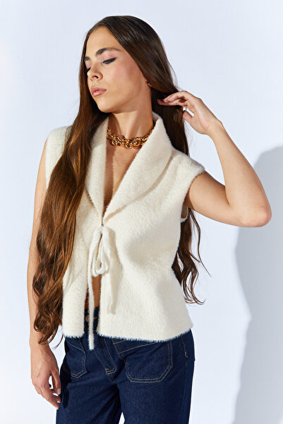 EDITION WOMAN Ecru Front Tie Feathered Knit Vest Ek100379856