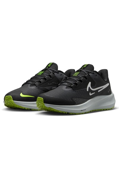 Nike W Air Zoom Pegasus 39 Shield Su İtici Kadın Siyah Koşu Ayakkabısı DO7626-002