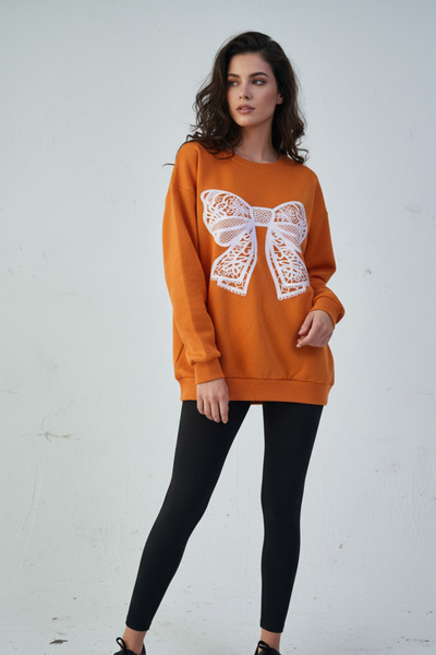 KOZİA OUTDOORS Γυναικείο φούτερ oversize με λευκή δαντέλα και σχέδιο κορδέλας