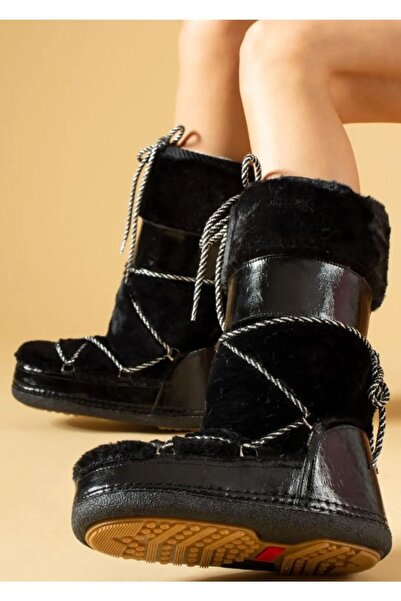 MUMMY CANDLE Siyah Kürklü Suni Deri Detaylı Kadın Kar Çizmesi Bot