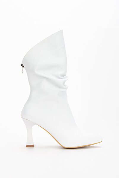 KAYRA VARDAR SHOES Kadın Klasik Burgu Detaylı Sivri Burun Topuklu Bot