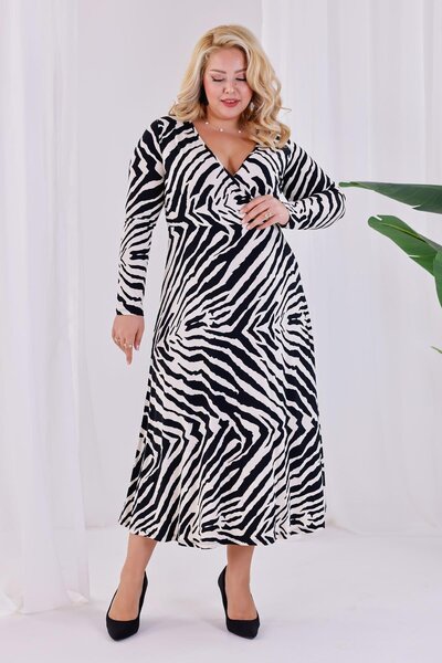 Madwilo Women's Black and White Zebra Pattern Double Breasted Collar Plus Size Stretchy Maxi Dress