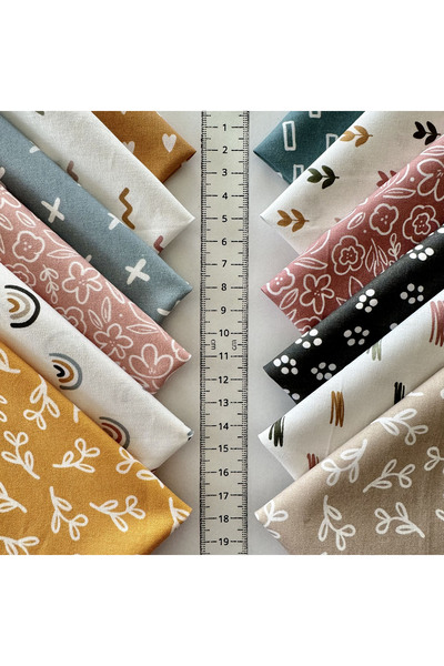 FabricMarket 60 Pieces 20X20 cm 100% Cotton Eco Satin Patchwork Fabric Set – Vintage Floral Pattern