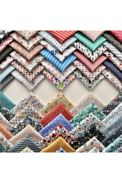 FabricMarket 60 Pieces 20X20 cm 100% Cotton Eco Satin Patchwork Fabric Set – Vintage Floral Pattern