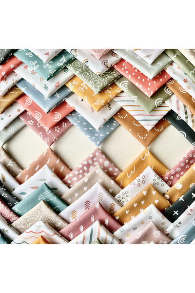 FabricMarket 60 Pieces 20X20 cm 100% Cotton Eco Satin Patchwork Fabric Set – Vintage Floral Pattern