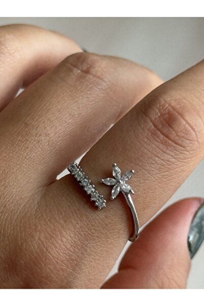 Vola Collection Elegant Adjustable Women's Ring with Steel Stone Flower Detail
