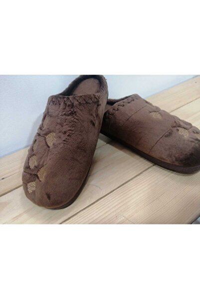 GEZER KIŞLIK YENİ SEZON RAHAT TABAN ÇİÇEK NAKIŞLI KADIN EV TERLİĞİ