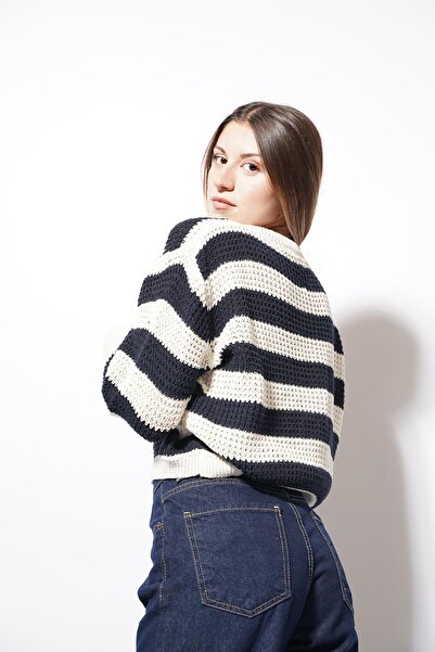 Pafi Moda Ζακέτα με στριφτό λαιμό με ριγέ κουμπιά από πηλό, ναυτικό μπλε κρέμα