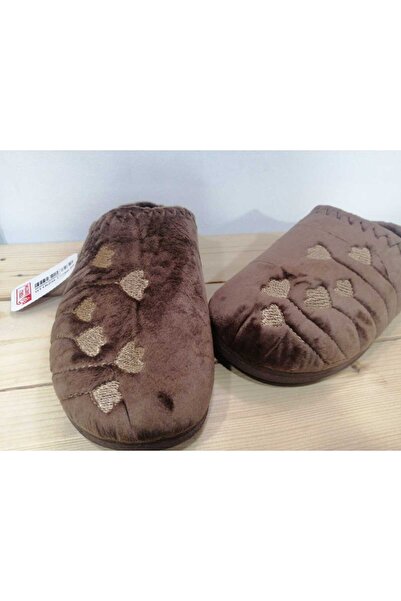 GEZER KIŞLIK YENİ SEZON RAHAT TABAN ÇİÇEK NAKIŞLI KADIN EV TERLİĞİ