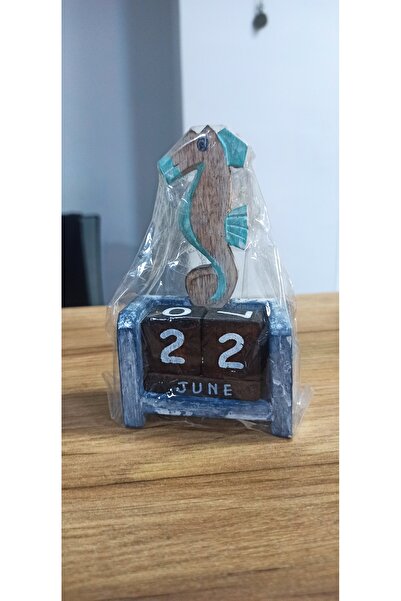 MATRUŞKA DERİ SANAT TASARIM Ahşap Deniz Atı Figürlü Takvim