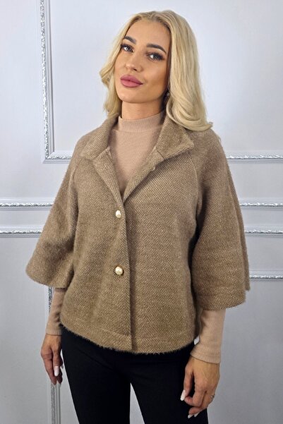 FashionForYou Bolero with three-quarter sleeves, VORRA cufflinks and pearls, beige