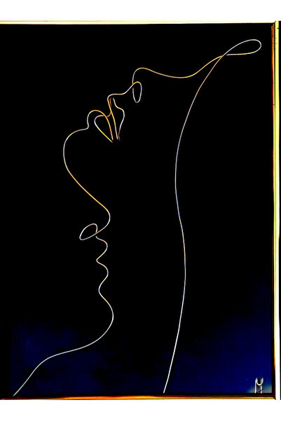 Arta Sarmei Sarut pe gat, sculptură din sârmă continuă aurie