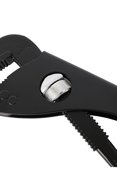 Lawazim Pipe Wrench - 9 Inch Adjustable Jaw Heavy Duty Rust Resistant Plumbing Tool