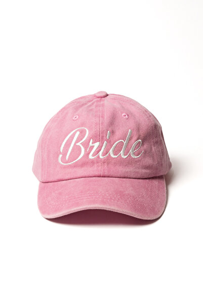 Nome Studio Gelin yazılı Pembe Şapka Beyaz Nakışlı Şapka ve “Bride” Yazı Nakı...