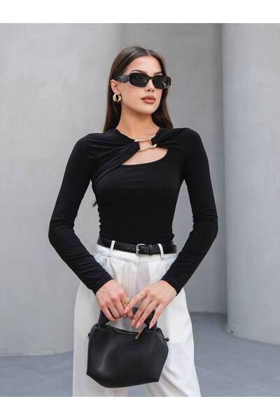 REELMODA Women's Black Heart Necklace Detail Long Sleeve Stylish Sandy Blouse