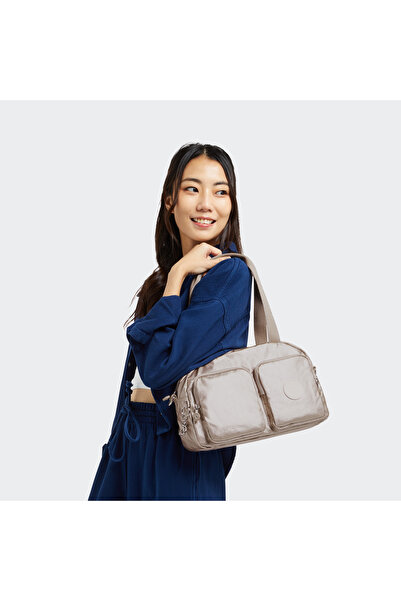 Kipling كول ديفيا توهج معدني