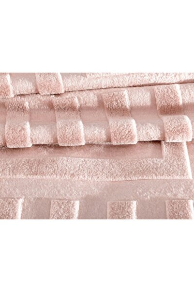 Madame Coco Clementine Mink Emboss Double Blanket - Powder